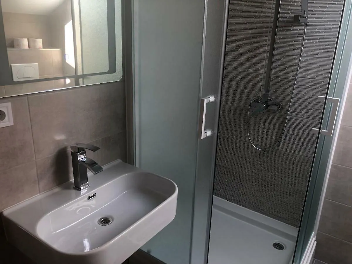 Apartments Adriatic Rab Palit